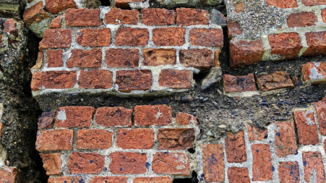 Danni alla celebre chiesa del 500