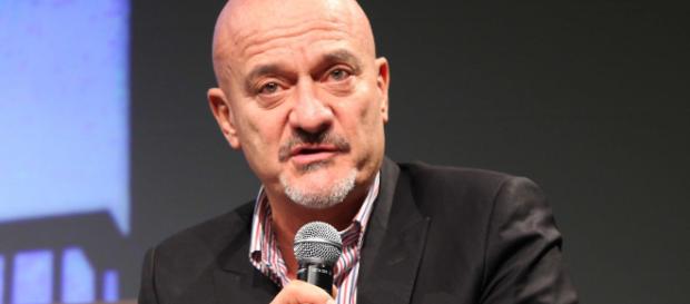 Claudio Bisio parla di politica dalla Gruber Claudio Bisio parla di politica dalla Gruber