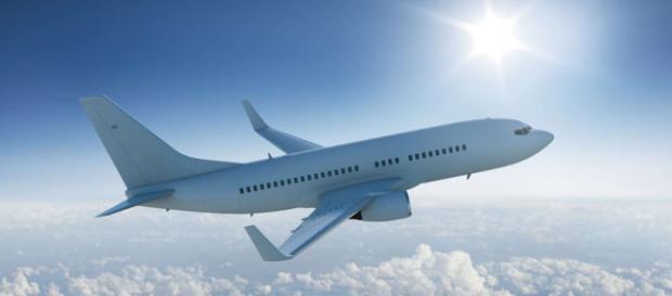 Gran Bretagna, aereo sbaglia rotta e invece di Dusseldorf va a Edimburgo Gran Bretagna, aereo sbaglia rotta e invece di Dusseldorf va a Edimburgo