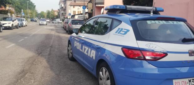 Verona, tentato furto in auto sventato grazie a un cittadino Verona, tentato furto in auto sventato grazie a un cittadino