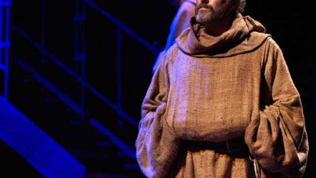 PRIMA ASSOLUTA AL TEATRO CARIGNANO DI TORINO DE “IL NOME DELLA ... - teatrostabiletorino.it