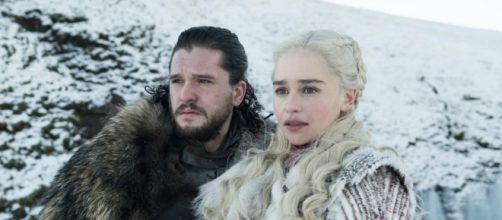 Jon Snow e Daenerys em cena de 'Game of Thrones'. (Divulgação/HBO)