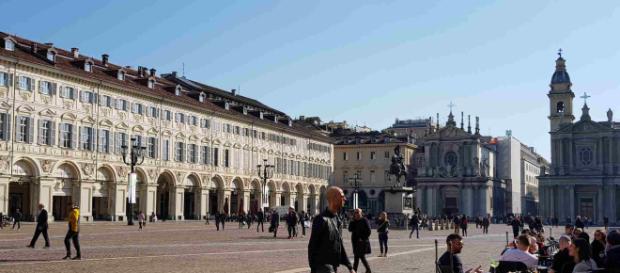 Casting per uno short film da girarsi a Torino e per un programma di Mediaset Casting per uno short film da girarsi a Torino e per un programma di Mediaset