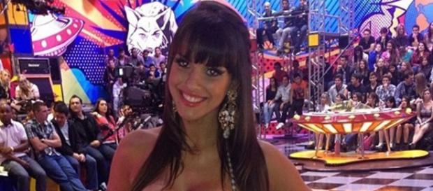 Ex-panicat abriu o jogo em entrevista ao SBT. (Arquivo Blasting News) Ex-panicat abriu o jogo em entrevista ao SBT. (Arquivo Blasting News)