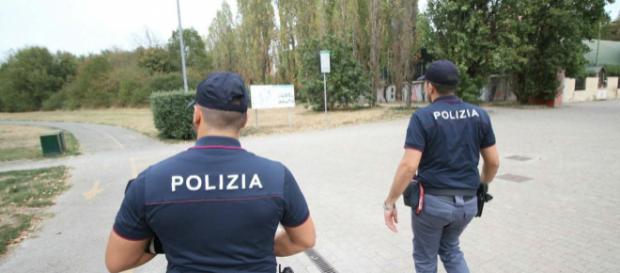 Polizia infuriata dopo il tentato stupro avvenuto nel parco del Valentino a Torino Polizia infuriata dopo il tentato stupro avvenuto nel parco del Valentino a Torino