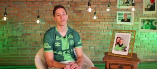 Jackson Follmann enviou mensagem de despedida a Rafael Henzel. (Arquivo Blasting News). Jackson Follmann enviou mensagem de despedida a Rafael Henzel. (Arquivo Blasting News).