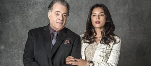 Olavo e Laura em O Sétimo Guardião. (Divulgação/Rede Globo) Olavo e Laura em O Sétimo Guardião. (Divulgação/Rede Globo)