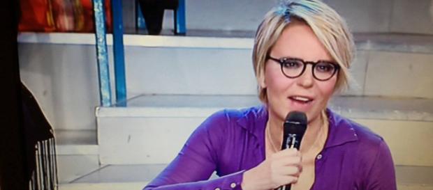 U&D Over, Maria De Filippi interviene nel confronto tra Riccardo e Ida. U&D Over, Maria De Filippi interviene nel confronto tra Riccardo e Ida.