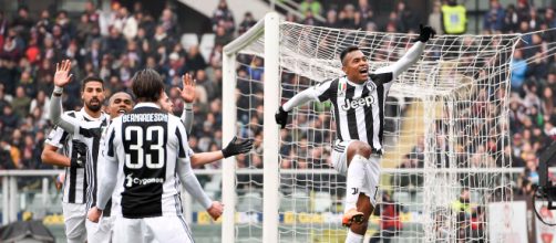 Juventus-Empoli: Alex Sandro e Dybala titolari