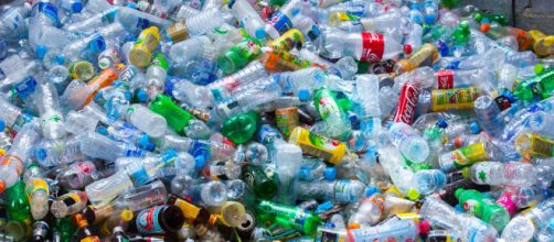 L'Unione Europea abolirà la plastica monouso nel 2021, approvata la direttiva