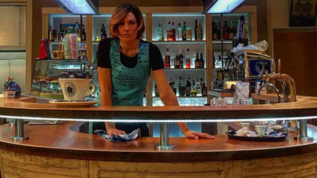 Arianna (Samanta Piccinetti) vivrà attimi di puro terrore durante una rapina al Vlucano