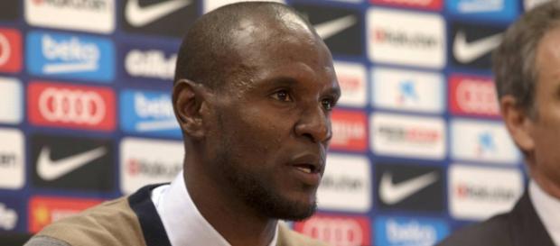 Éric Abidal durante una rueda de prensa. Éric Abidal durante una rueda de prensa.
