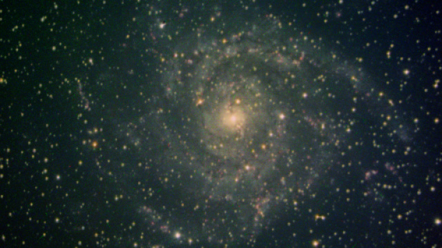 Oroscopo 16 marzo: successo per Pesci, incontri per Acquario