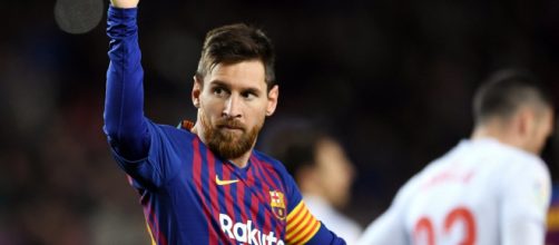 Lionel Messi decisivo nel derby contro l'Espanyol