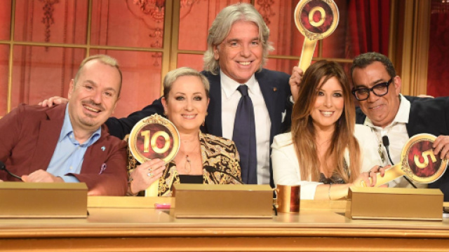 Ballando con le Stelle, Selvaggia Lucarelli umilia Mia Gabusi: scoppia la polemica sui social.