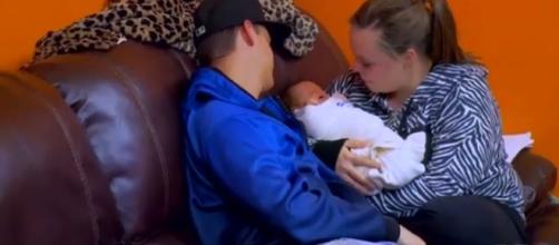 Pretty Little Mamas comes back as Teen Mom show. Angry fans react on Twitter - Image credit - MTV Preview / Twitter