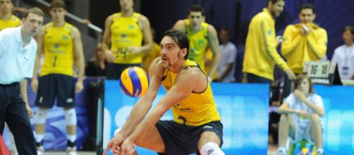 Brazil's Giba uses own success to help others | FIVB - Press release - fivb.org