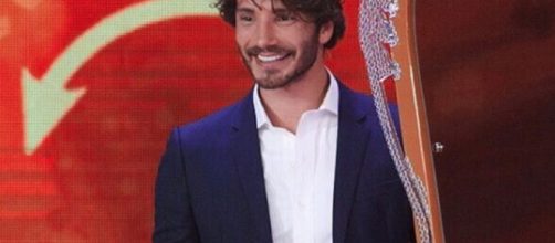 Stefano De Martino stufo di Belen