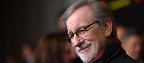 Steven Spielberg procura aliados para a sua guerra contra a Netflix (Imagem Banco de dados Blasting News)