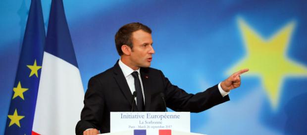 Le Président Macron souhaite refonder l'Union européenne grâce à la liberté, le progrès et la protection des Etats et des citoyens européens Le Président Macron souhaite refonder l'Union européenne grâce à la liberté, le progrès et la protection des Etats et des citoyens européens