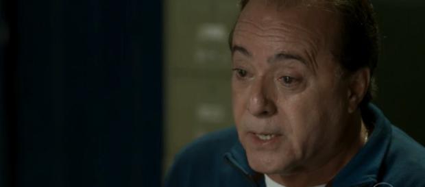 Tony Ramos interpreta o personagem Olavo em 'O Sétimo Guardião' (Imagem: Reprodução/ Rede Globo) Tony Ramos interpreta o personagem Olavo em 'O Sétimo Guardião' (Imagem: Reprodução/ Rede Globo)