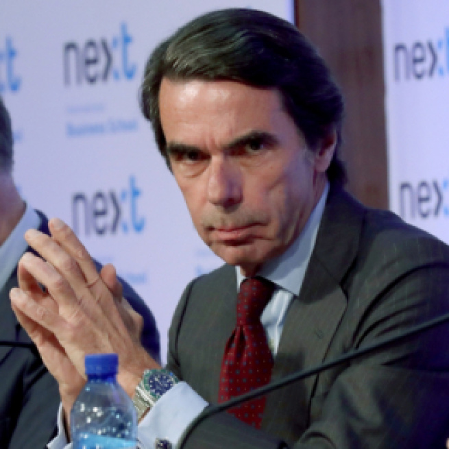 Aznar comparecerá el 18 de septiembre en la comisión sobre la caja ... - publico.es