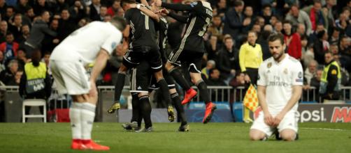 Ligue Des Champions Lajax élimine Le Real Madrid Et File