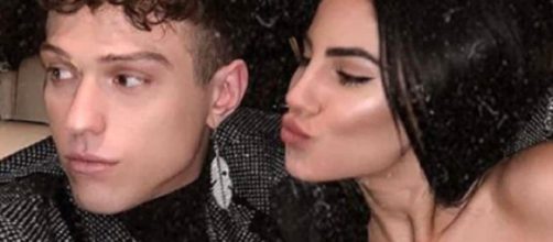 Irama conferma l'addio a Giulia De Lellis: 'questo non è il mio mondo'