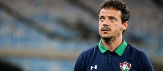 Diniz elogia Ganso, mas reforça o desejo em Nenê. (Foto: Divulgação/Lucas Merçon) Diniz elogia Ganso, mas reforça o desejo em Nenê. (Foto: Divulgação/Lucas Merçon)