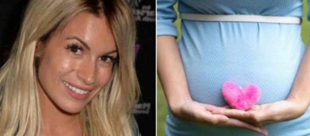 Carla Moreau (Les Marseillais Asian Tour) enceinte de Kevin, Aqababe et Enzoshow balancent les preuves de sa grossesse. Carla Moreau (Les Marseillais Asian Tour) enceinte de Kevin, Aqababe et Enzoshow balancent les preuves de sa grossesse.