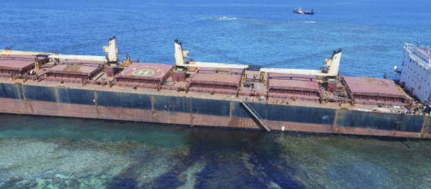 Grounded Ship Leaks 80 Tons of Oil Near Pacific UNESCO Site | Time - time.com Grounded Ship Leaks 80 Tons of Oil Near Pacific UNESCO Site | Time - time.com