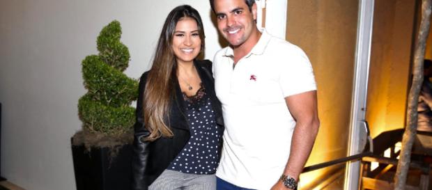 Simone é supreendida por Kaká em aniversário de casamento (Foto: Arquivo BlastingNews) Simone é supreendida por Kaká em aniversário de casamento (Foto: Arquivo BlastingNews)