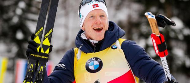Johannes Thingnes Boe a remporté le premier titre des mondiaux. Johannes Thingnes Boe a remporté le premier titre des mondiaux.