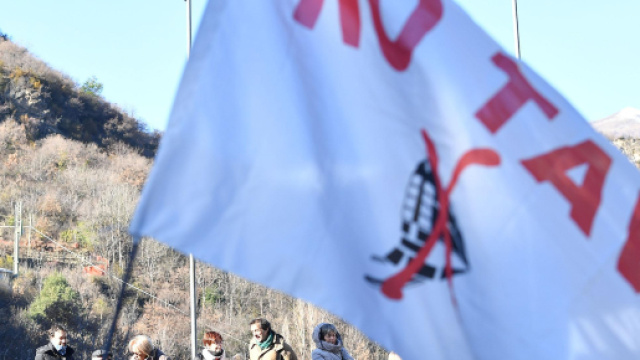 Tav, continua lo scontro sul progetto