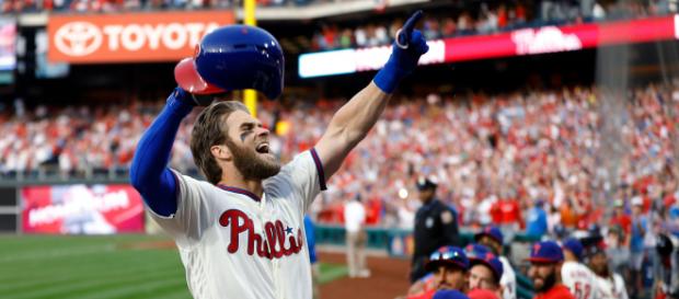 Harper tuvo un fin de semana espectacular en su primera serie con los Phillies. - mlb.com. Harper tuvo un fin de semana espectacular en su primera serie con los Phillies. - mlb.com.