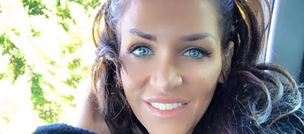 Julia Paredes à nouveau séparée de Maxime Parisi Julia Paredes à nouveau séparée de Maxime Parisi