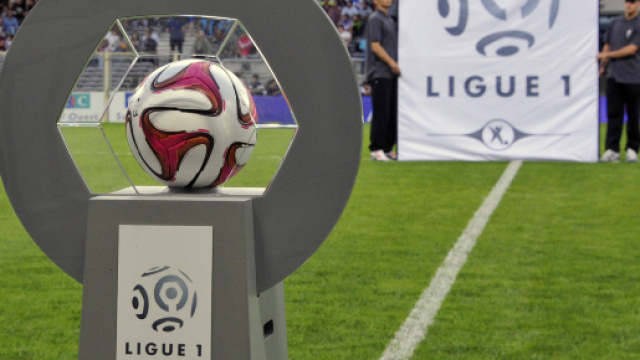 7774512217_le-ballon-officiel-de-la-ligue-1-pour-la-saison-2014 ... - vl-media.fr