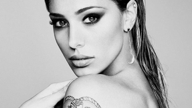 Belen Rodriguez, il gesto inaspettato: torna ad indossare la fede nuziale sui social.