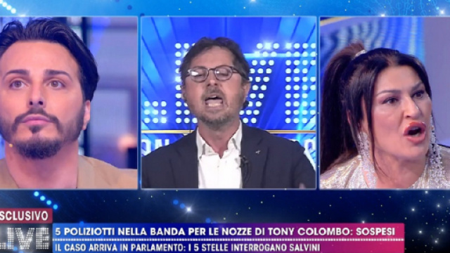 Lite a Live non è la D'Urso sulle nozze di Tony Colombo: Barbara interrompe il dibattito