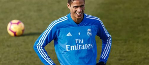 Dalla Spagna, Don Balon: la Juventus ha già preparato il budget per Varane