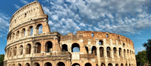 Roma, frode Iva sui 'servizi' culturali al Colosseo: Mondadori Electa sotto indagine