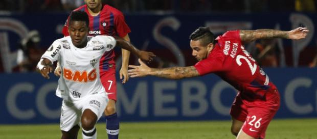 Galo terá que fazer contas para avançar (Arquivo Blasting News). Galo terá que fazer contas para avançar (Arquivo Blasting News).
