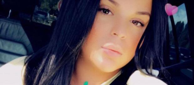 PHOTO Sarah Fraisou : son généreux décolleté en bikini agite ses ... - voici.fr PHOTO Sarah Fraisou : son généreux décolleté en bikini agite ses ... - voici.fr