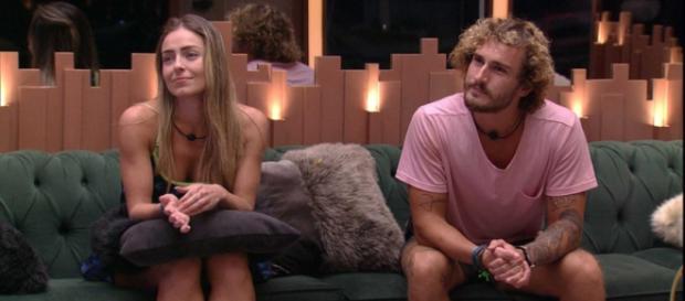 Alan e Paula no BBB19. (Reprodução/ GShow) Alan e Paula no BBB19. (Reprodução/ GShow)