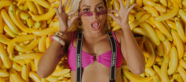 Anitta está na Espanha divulgando o novo álbum, Kisses, na Espanha. Crédito: Arquivo Blasting News Anitta está na Espanha divulgando o novo álbum, Kisses, na Espanha. Crédito: Arquivo Blasting News
