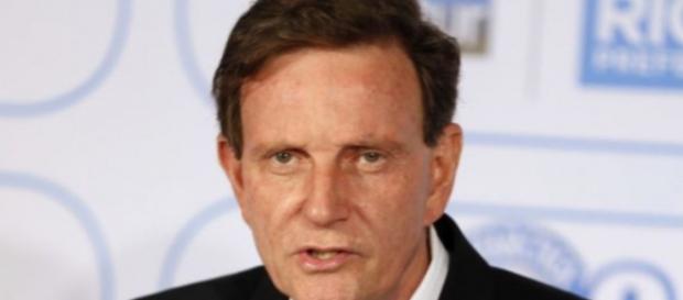 Crivella se irritou com perguntas de jornalista. (Reprodução/Tomaz Silva/Agência Brasil) Crivella se irritou com perguntas de jornalista. (Reprodução/Tomaz Silva/Agência Brasil)