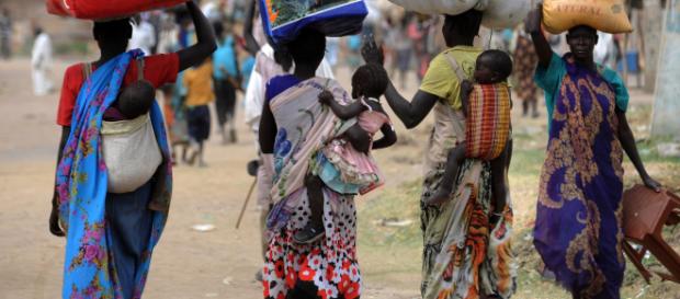 Sudan, donne protagoniste delle proteste. Sudan, donne protagoniste delle proteste.