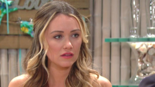 Beautiful, anticipazioni americane: Flo Fulton scoprir&agrave; l'identit&agrave; del vero padre.