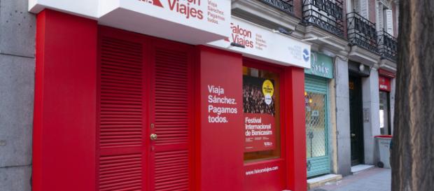 El PP difunde las imágenes de las hijas de Pedro Sánchez en redes sociales El PP difunde las imágenes de las hijas de Pedro Sánchez en redes sociales