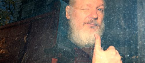 Julian Assange pode ser condenado à prisão nos EUA. (Arquivo Blasting News)